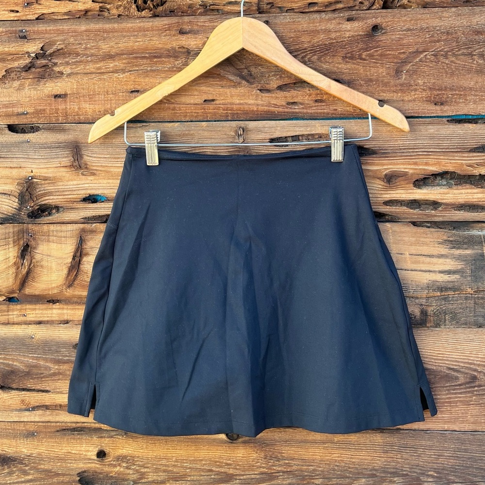 GIRLFRIEND COLLECTIVE | Black Mini Skirt W/ Built-in Shorts S